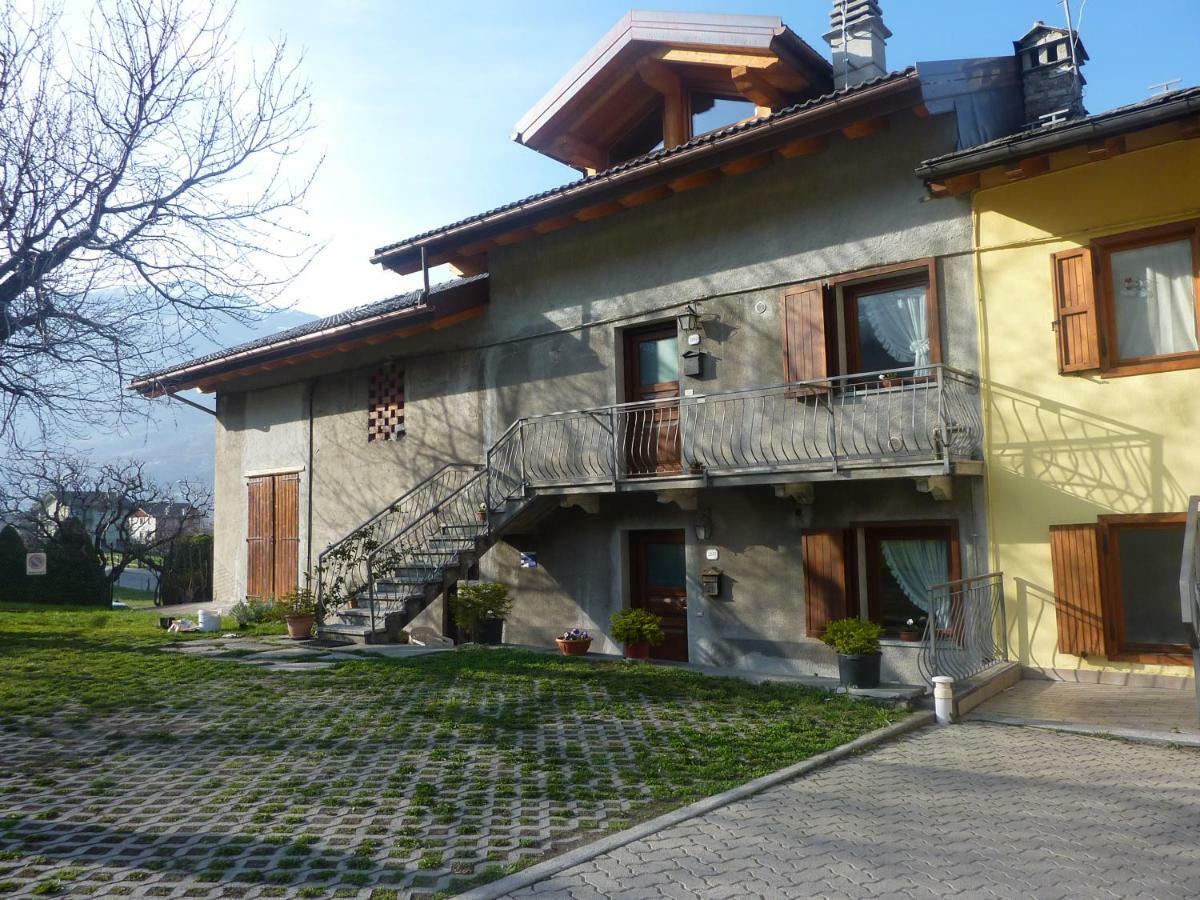 La Maison De Papagran Cir Charvensod-0007 Aosta Luaran gambar